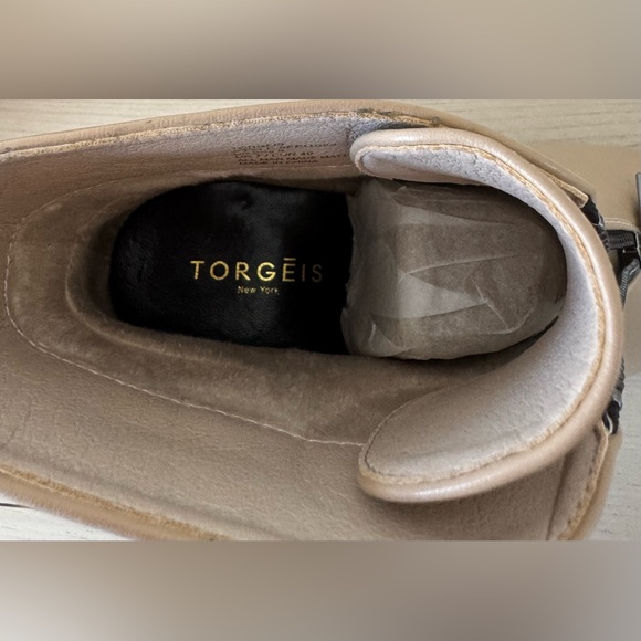 Torgeis Marion Beige Zip-Up Wedge Booties / Size 9 NWB - Picture 7 of 14